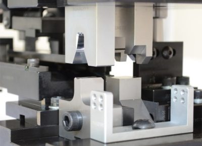 Mecal MSEP - двухстоечный обжимной штамп для опрессовки крупных соединенных наконечников: часть рабочего механизма